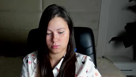 Snapshot of dana_dom chatting on 10/13/25, 01:05 Dana Dom online show from 10/13/25, 01:05