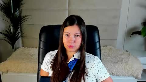 Snapshot of dana_dom chatting on 11/08/25, 12:55 Dana Dom online show from 11/08/25, 12:55