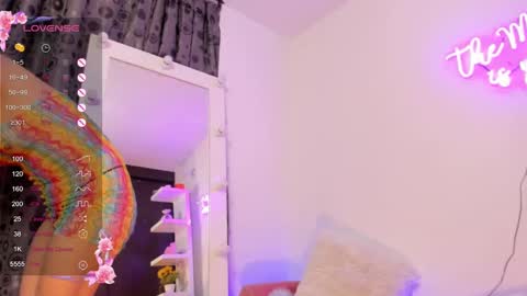 Snapshot of dana_montana_ chatting on 01/05/25, 08:32 Dannita online show from 01/05/25, 08:32