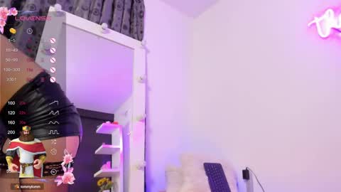 Snapshot of dana_montana_ chatting on 02/08/25, 07:59 Dannita online show from 02/08/25, 07:59