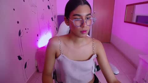 dana_paula online show from 01/07/25, 03:33