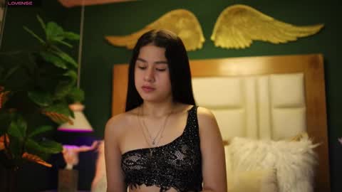 Snapshot of danaa_rouse chatting on 10/10/25, 08:19 danaa_rouse online show from 10/10/25, 08:19