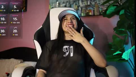 Snapshot of danaa_rouse chatting on 12/14/25, 08:13 danaa_rouse online show from 12/14/25, 08:13