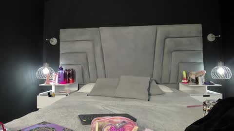    online show from 12/07/24, 06:48