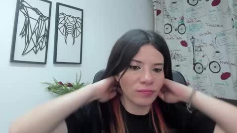 Danaa Rey online show from 11/05/25, 04:18