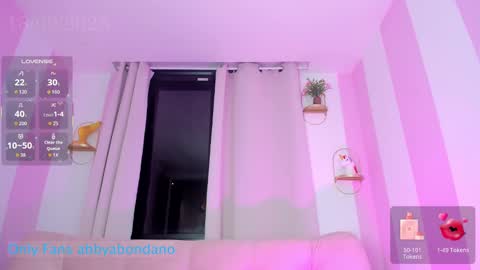 Snapshot of danafinet chatting on 09/19/25, 01:29  A B B Y  online show from 09/19/25, 01:29