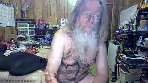 Snapshot of danagm chatting on 01/17/25, 05:41 Dana online show from 01/17/25, 05:41