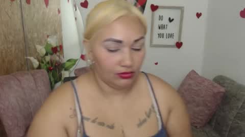 danalaleska online show from 10/14/25, 03:57