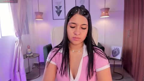 Snapshot of dandara_thompsson chatting on 11/02/25, 07:05 Dandara   online show from 11/02/25, 07:05