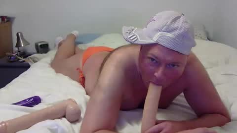 Snapshot of dandyhandys chatting on 01/29/25, 01:48 Andy online show from 01/29/25, 01:48