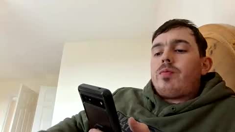 Snapshot of daneds999 chatting on 02/26/25, 02:14 daneds999 online show from 02/26/25, 02:14