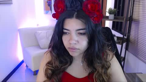 Veronica online show from 10/17/25, 11:24