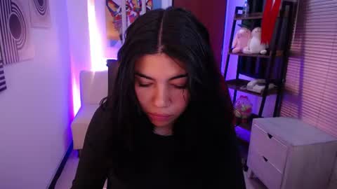 Veronica online show from 07/24/26, 12:14