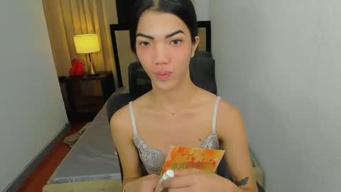 Snapshot of dangerousteph chatting on 06/03/26, 08:58 STEPHANIE online show from 06/03/26, 08:58