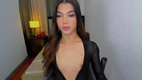 STEPHANIE online show from 06/30/26, 10:11