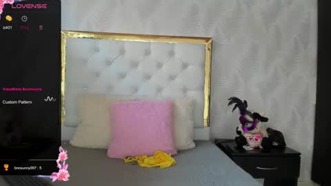 DANI online show from 02/10/25, 06:13