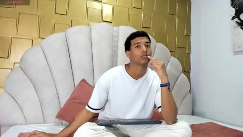 Daniel  online show from 09/16/25, 02:34