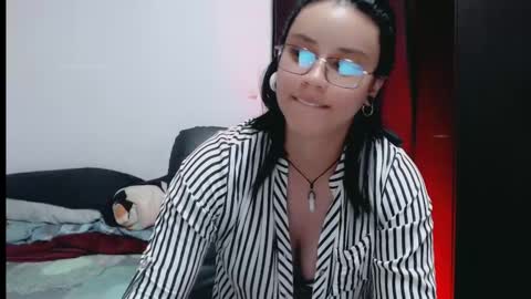 dani y jocelyn online show from 01/26/25, 08:45