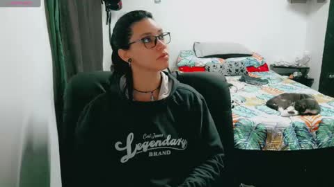 dani y jocelyn online show from 09/18/25, 06:43