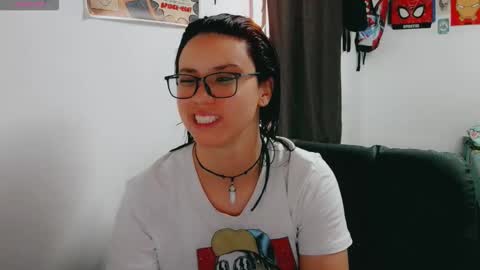 dani y jocelyn online show from 10/05/25, 07:12
