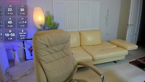 Snapshot of dani_kittys chatting on 05/30/26, 08:22 dani_kittys online show from 05/30/26, 08:22