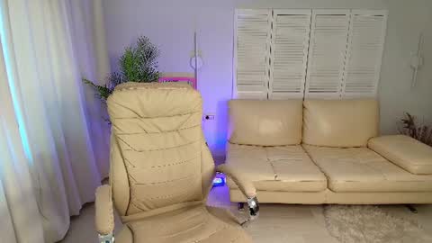 dani_kittys online show from 07/29/26, 07:50