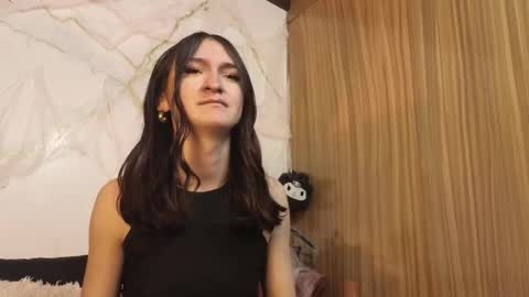 DANI independent model IG online show from 10/15/25, 06:35