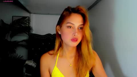 Snapshot of danicawinks chatting on 04/21/26, 02:15 Danica online show from 04/21/26, 02:15