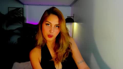 Snapshot of danicawinks chatting on 04/22/26, 07:00 Danica online show from 04/22/26, 07:00