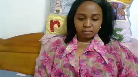 Snapshot of danie80704 chatting on 10/02/25, 08:38 danie80704 online show from 10/02/25, 08:38