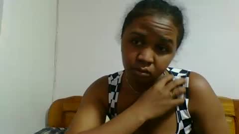 Snapshot of danie80704 chatting on 11/16/25, 03:34 danie80704 online show from 11/16/25, 03:34