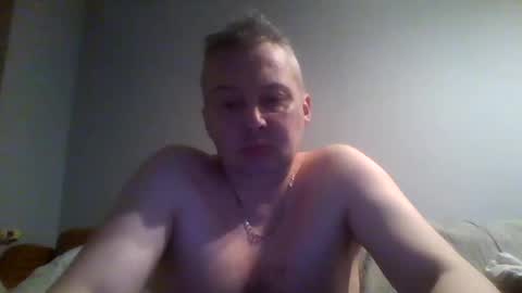 Snapshot of daniel0028 chatting on 01/27/25, 12:43 dan online show from 01/27/25, 12:43