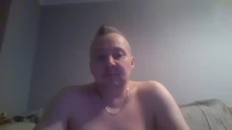 Snapshot of daniel0028 chatting on 02/16/25, 11:05 dan online show from 02/16/25, 11:05