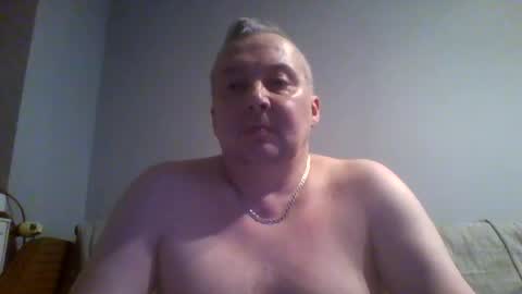 Snapshot of daniel0028 chatting on 04/28/26, 01:37 dan online show from 04/28/26, 01:37