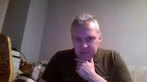 Snapshot of daniel0028 chatting on 06/07/26, 01:43 dan online show from 06/07/26, 01:43