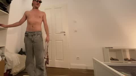 daniel200002 online show from 06/16/26, 02:36