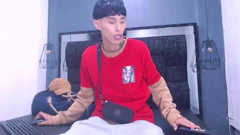 Daniel Delux  online show from 10/20/25, 03:29