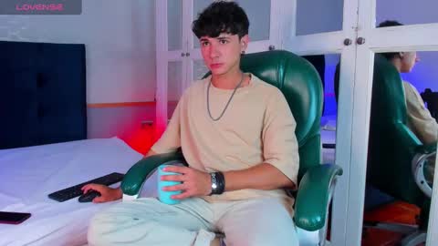 Daniel online show from 12/24/24, 03:49