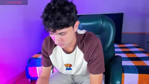 Daniel online show from 02/08/25, 04:03
