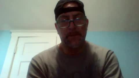 Snapshot of daniel_lbc chatting on 10/13/25, 01:00 Daniel online show from 10/13/25, 01:00