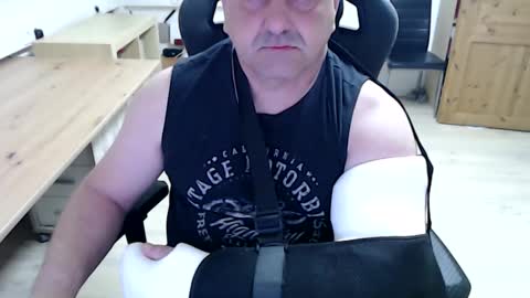 Snapshot of daniel_master chatting on 04/02/26, 07:44 daniel_master online show from 04/02/26, 07:44