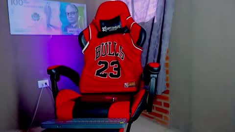 DANIEL online show from 01/19/25, 06:43