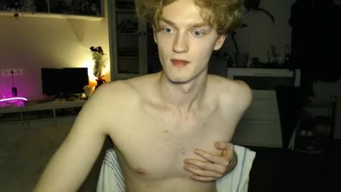 Snapshot of daniel_yumm chatting on 06/01/26, 04:20 Daniel online show from 06/01/26, 04:20