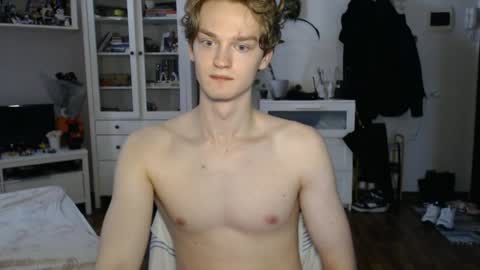 Snapshot of daniel_yumm chatting on 06/04/26, 08:31 Daniel online show from 06/04/26, 08:31