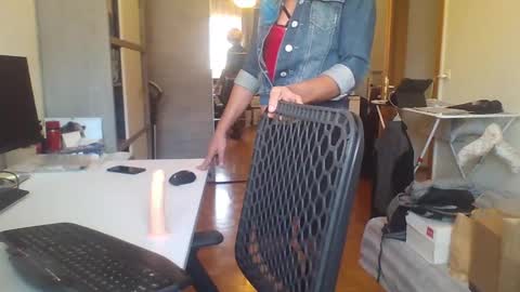 newcumer online show from 12/10/24, 09:12