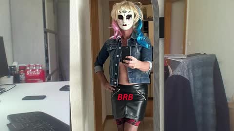 newcumer online show from 12/27/24, 10:34