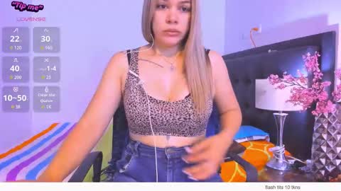 Snapshot of daniela_beauty chatting on 03/01/26, 04:20 daniela online show from 03/01/26, 04:20