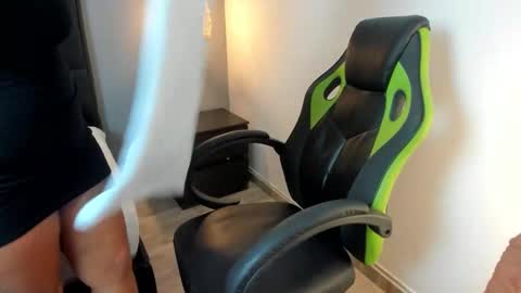 Snapshot of daniela_crozee_ chatting on 10/11/25, 02:55 D A N I online show from 10/11/25, 02:55