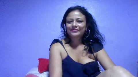 daniela_love1 online show from 06/11/26, 02:53
