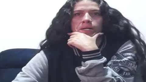 danielarivasth online show from 10/05/25, 05:17